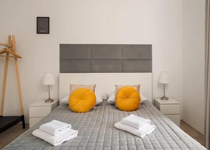 Zoliborz Stylish Free Parking Apartment